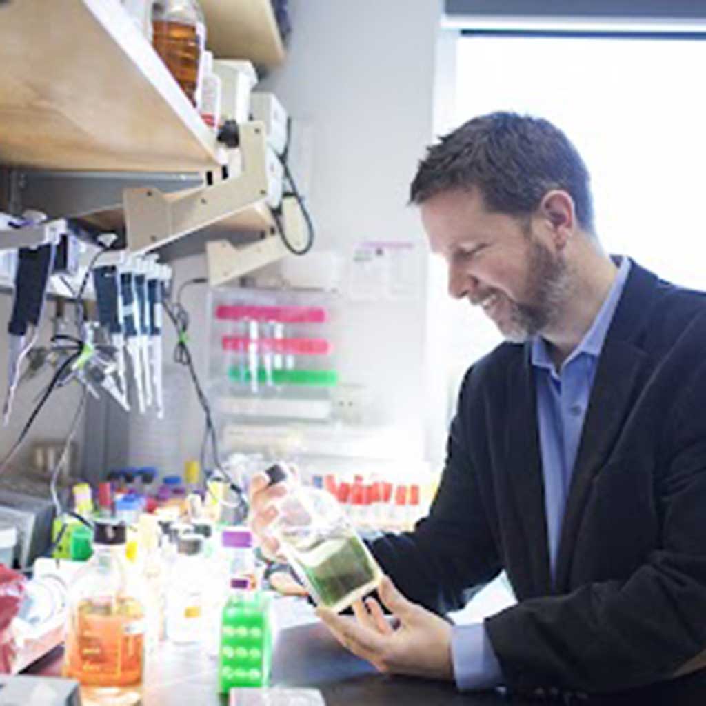 Dr Keith Experimenting